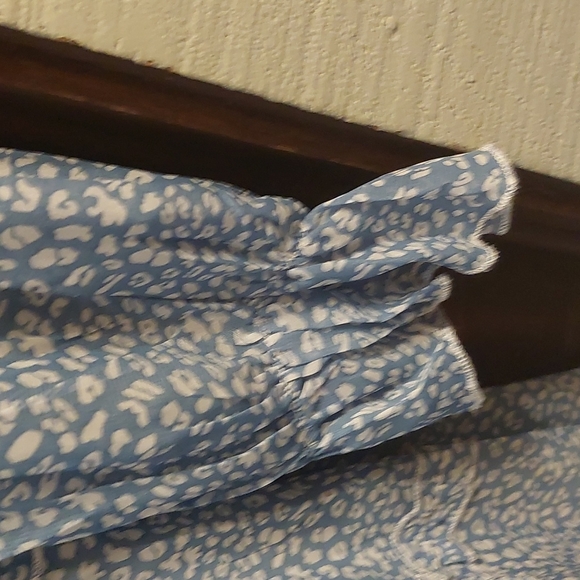 Brand: Fashion Nova Colour: Blue and White Size: XL - Picture 3 of 7